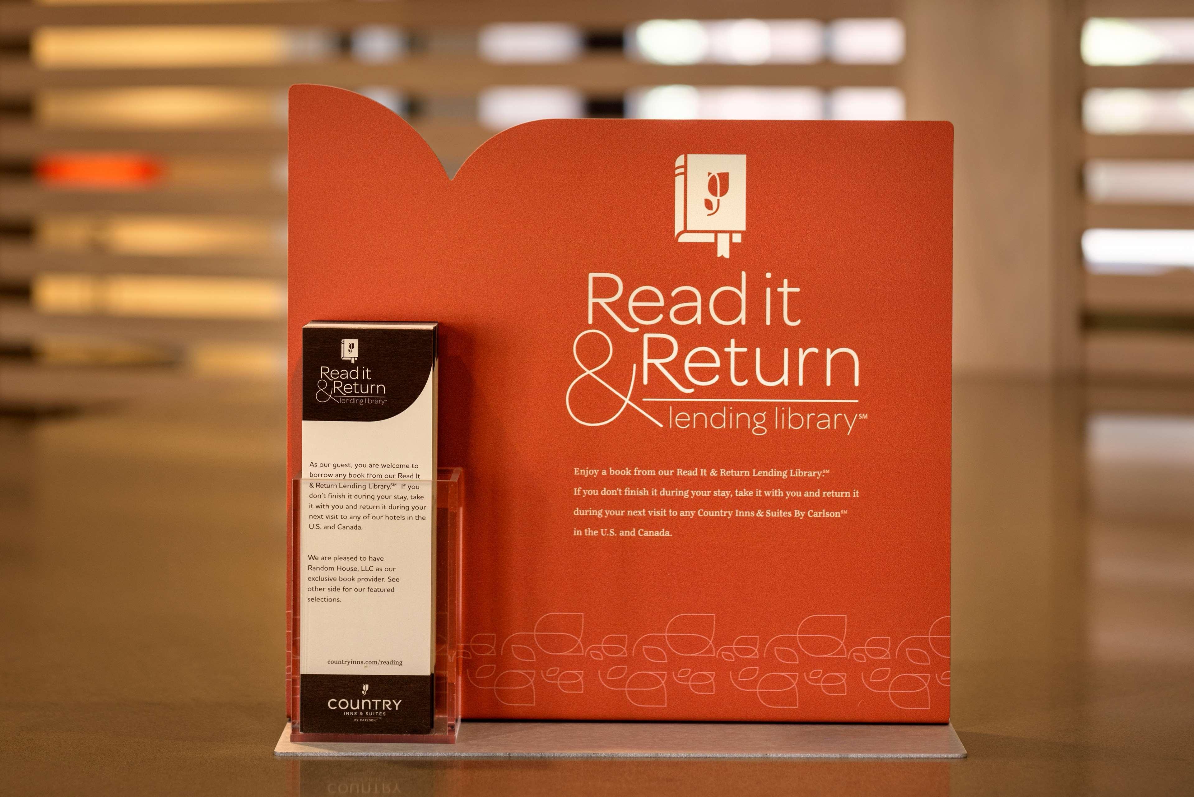 Country Inn & Suites By Radisson, Coralville, Ia Zewnętrze zdjęcie