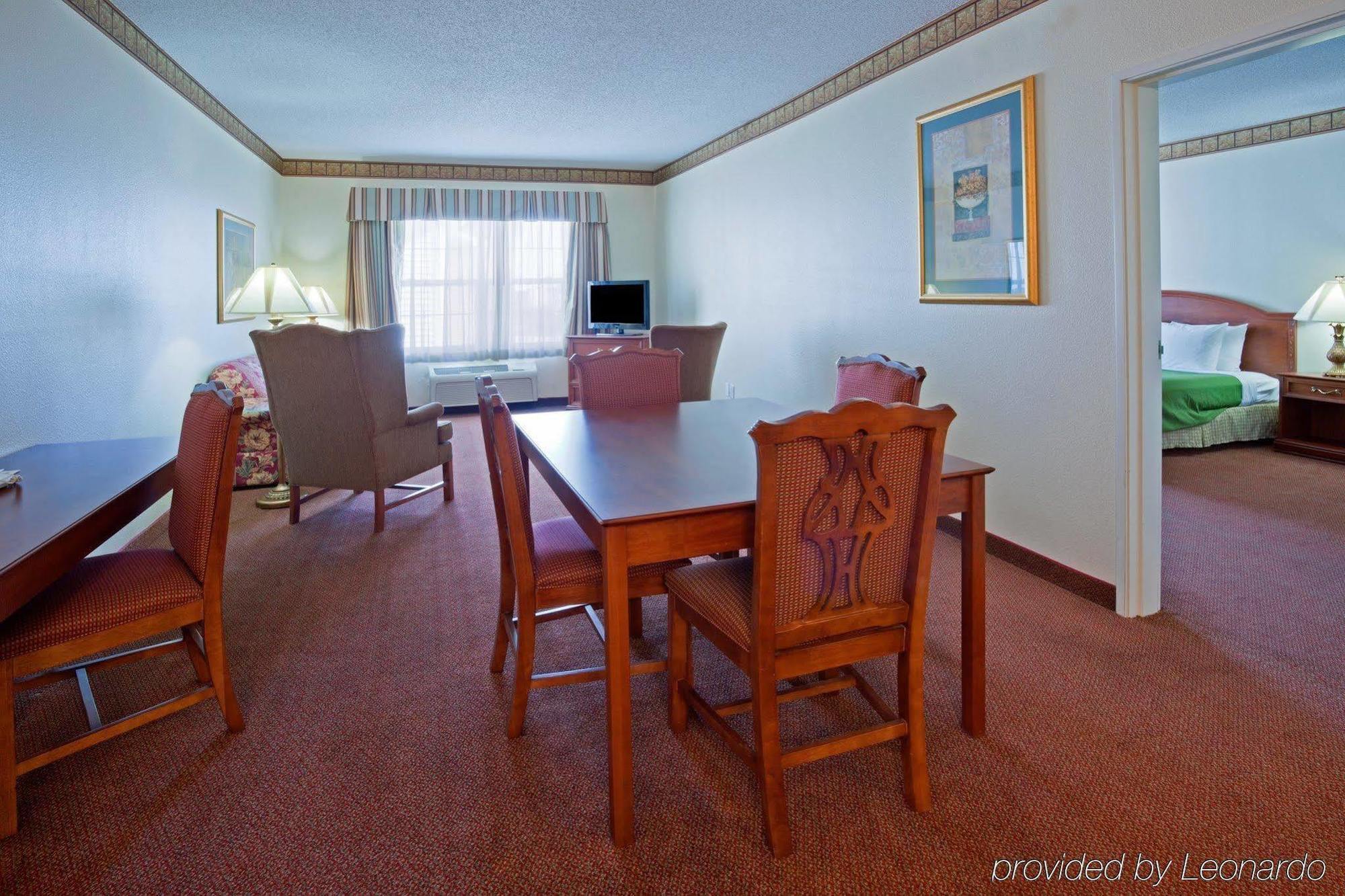 Country Inn & Suites By Radisson, Coralville, Ia Zewnętrze zdjęcie